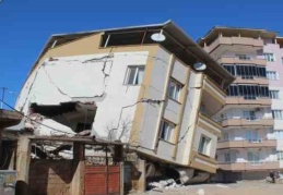 Depremin şaşırtan karesi