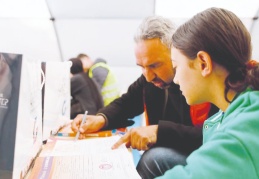 Depremzede lise ve üniversite öğrencilerine maddi destek sağlanacak
