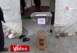 Depremzedeler oylarını çadırda kullanacak