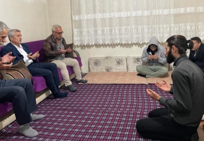 Depremzedeler ziyaret ediliyor