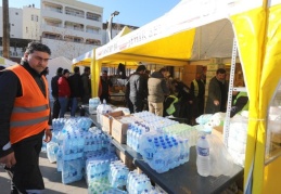 Depremzedeye destek hizmeti sürüyor