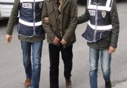 Dernek ve vakıflarda görev yapan 5 kişi tutuklandı