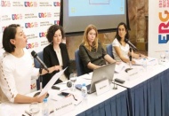 Ders kitaplarında kadınlar edilgen erkekler erdemli gösteriliyor