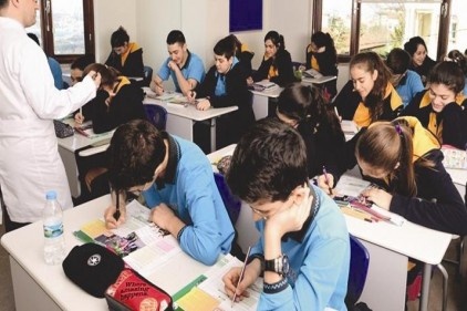 Dershanelerin kapatılması değil teşvik edilmesi gerekir