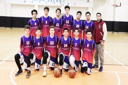 Deva okulları, Benim kolejini yenerek yarı finale yükseldi