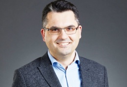 DEVA Partisi Dijital Dönüşüm ve Teknoloji Politikaları Başkanı Burak Dalgın: “Sosyal medya kanunu; yasaklıyor, yoksullaştırıyor, yalnızlaştırıyor”