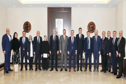 Devlet bütçesinin temelini vergi gelirleri oluşturuyor