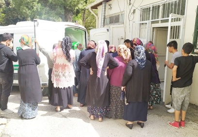 Devrilen traktörün sürücüsü hayatını kaybetti