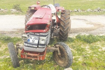 Devrilen traktörün sürücüsü öldü 