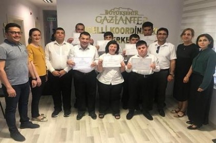 Dezavantajlı kursiyerler sertifika aldı 