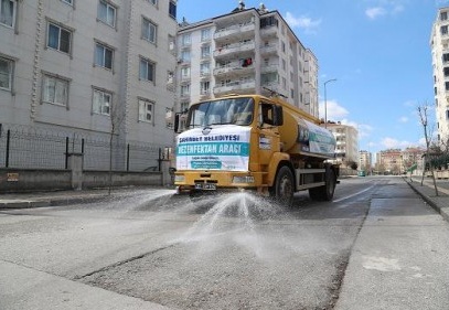 Dezenfekte çalışmalarına ara verilmeden devam ediyor