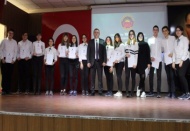 Dijital bağımlılık ve siber zorbalığa dikkat çektiler