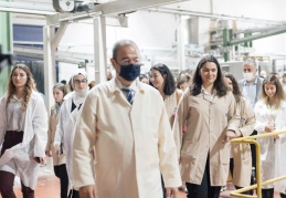 Dijitalleşmenin önem kazandığı dünyada gelişime ve değişime uyum sağlamalıyız