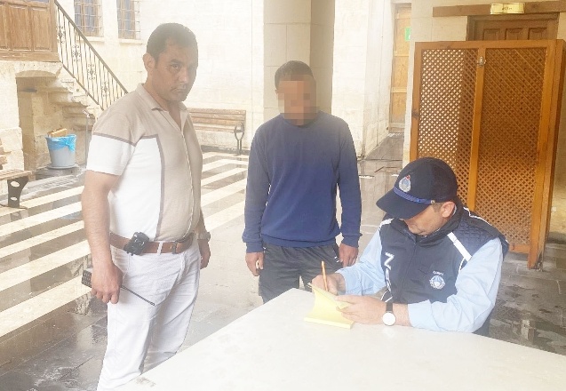 Dilencilerin taktiğine zabıtalar bile şaşırdı