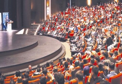 Dinamik nüfusumuzu geleceğe sağlıklı taşımalıyız