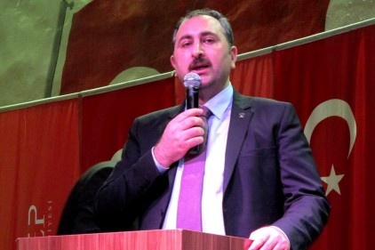 Dindar bir nesil yetiştirmek istiyoruz