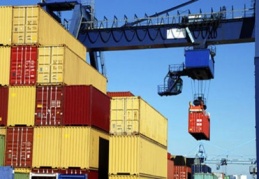 Dış ticaret açığı 7 milyar 385 milyon dolar
