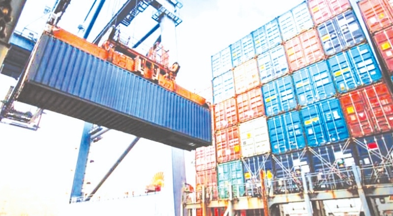 Dış ticaret açığı 2,9 milyar dolar