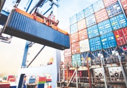 Dış ticaret açığı martta 8,6 milyar dolara çıktı