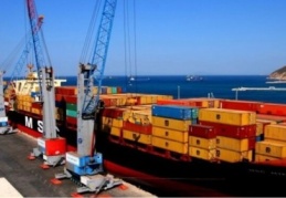 Dış ticaret açığı yüzde 76,5 azaldı