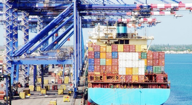 Dış ticaret dengesi Ekim'de yüzde 35.67 artışla 2.4 milyar dolar açık verdi