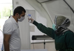 DİSK, SGK'nın Covid-19 genelgesinin iptalini istedi