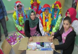 Diyadin’e okul eşyası gönderdiler