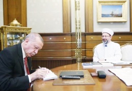 Diyanet'in birçok bakanlığı sollayan 13 milyarlık dev bütçesi tatmin etmedi