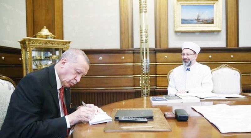 Diyanet'in birçok bakanlığı sollayan 13 milyarlık dev bütçesi tatmin etmedi