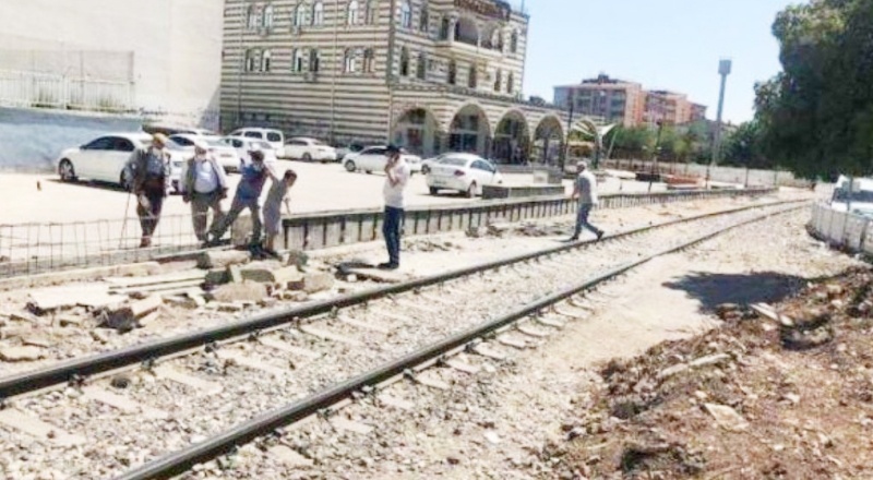 Diyarbakır, 12 kilometrelik duvarla ikiye bölünüyor