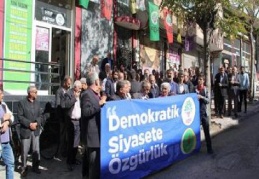 Diyarbakır Belediye Başkanı Kışanak'ın gözaltına alınması protesto edildi