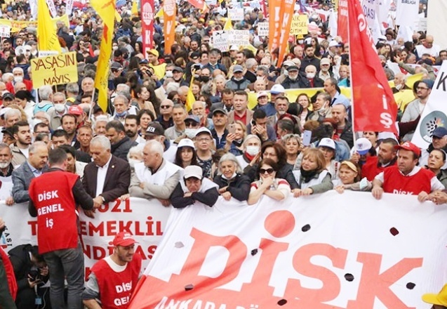 Doç. Dr. Coşkun: İşçi sınıf mücadelesi sadece Türkiye’de değil, tüm dünyada giderek artacak