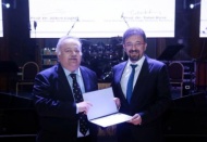 Doç. Dr. Murat Ulutaş'a yılın bildirisi birincilik ödülü 