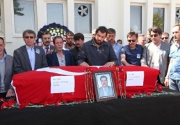 Doç. Dr. Numan Durak Aksoy vefat etti