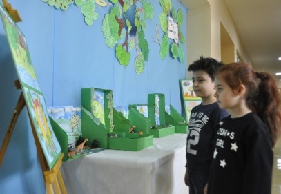 Doğal yaşamın korunması ve ağaç dikmenin önemini anlatıyorlar