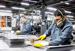 Doğalgaz zammı, sanayide üretimi piyasada alım gücünü düşürecek