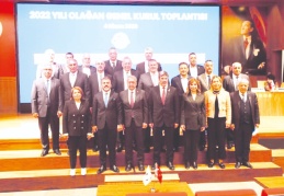 Doğru bildiğimiz yanlışları terk etmemiz, yeniye ayak uydurmamız artık hayati bir önem taşıyor