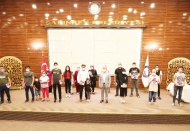 Doğru yanıt verenlere 20 tablet hediye edildi