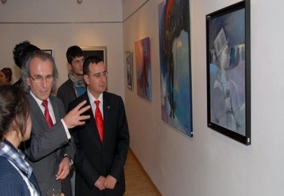 Doğu’dan Batı’ya Güvercin düşleri sergileniyor