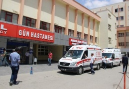 Doktor bir hasta yakınının bıçaklı saldırısına uğradı