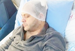 Doktora mermer isimlikle saldırdı, kasten yaralamadan tutuklandı