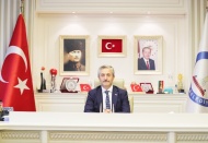 Doktorlarımızın övgüye değer hizmetlerine her fırsatta tanık oluyoruz