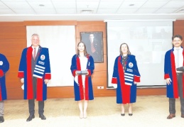 “Doktorluğun ne kadar kutsal bir meslek olduğunu salgın döneminde herkes çok iyi anladı”