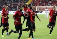 "Dokuz final maçımız kaldı, hedefimiz ilk 10"