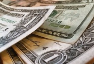 Dolar 4 liranın üzerini gördü 