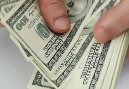 Dolar 7 liranın altına indi