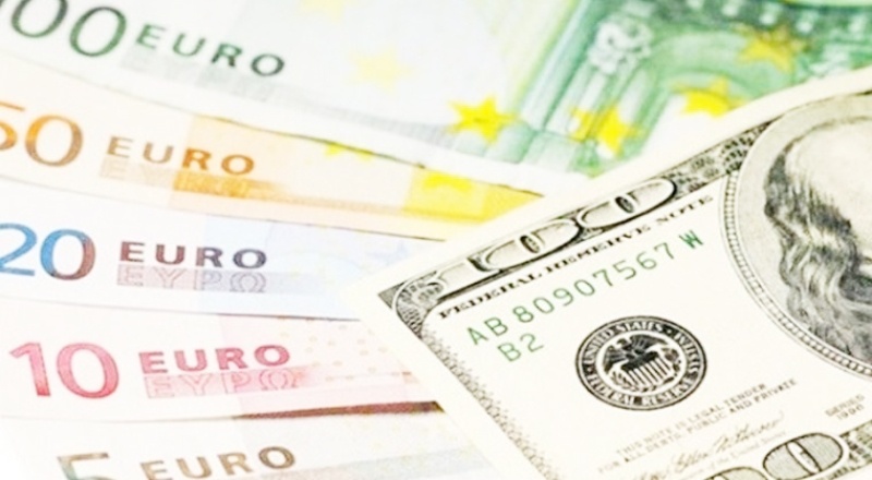 Dolar 7,8470 liradan, Avro 9,4120 liradan haftaya başladı
