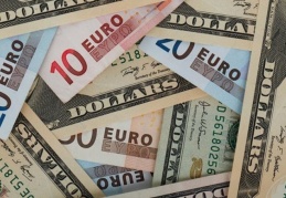 Dolar 8 TL oldu