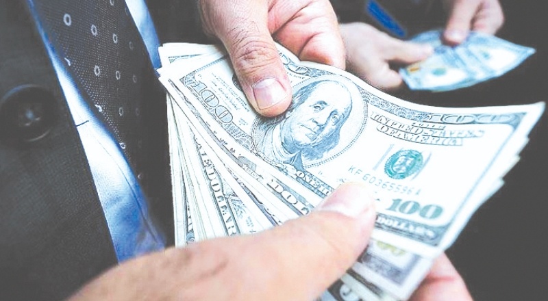 Dolar düşüşe geçti