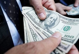 Dolar enflasyon sonrası 7.43 seviyelerinde